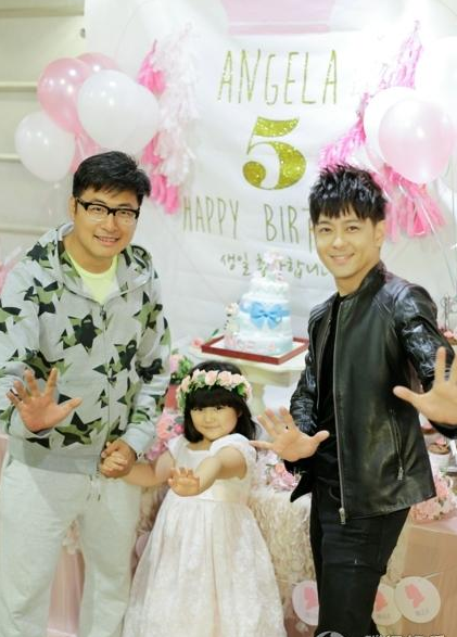 王诗龄韩国庆5岁生日 小公主灿烂笑容令人倾倒（组图）