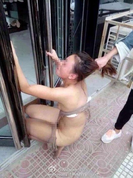 点击图片进入下一页