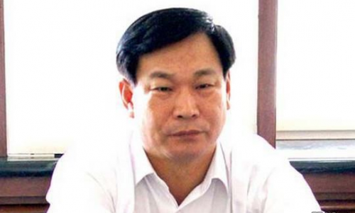 贪官出逃伪装成买菜老汉终暴露 探秘其何以走上这步田地？(图)