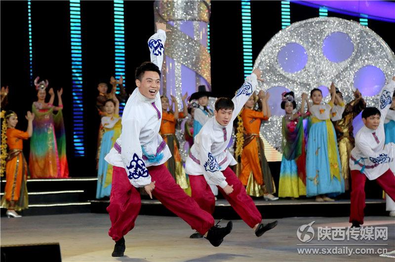 “影动丝路 星耀长安”首届丝绸之路国际电影节最后一次正式带妆彩排。