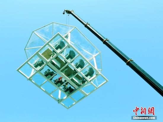 南京空中悬浮餐厅走红 系开发商免费提供为吸引人气