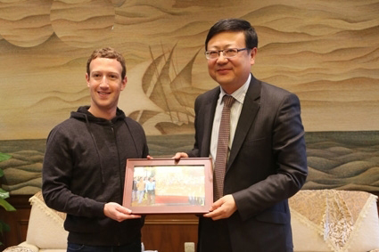 扎克伯格清华演讲 Facebook明年将在中国展开招聘