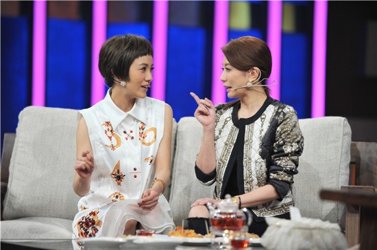 贾静雯承认姐弟恋 走出失婚阴霾再现女神气质