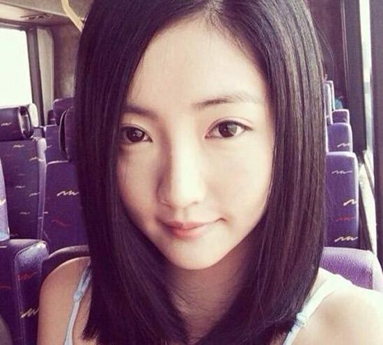 男星偏爱哪款“小三”：九把刀新欢甜美 韩寒恋性感妹