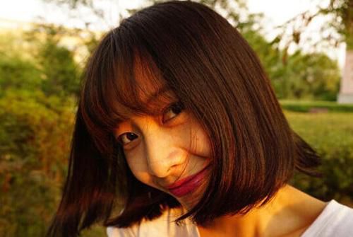 贴膜女神笑容迷醉