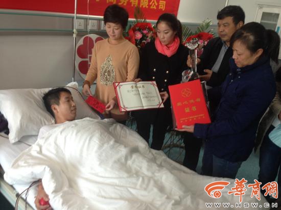 42dj1xoperhhnyvdmqka.jpg 2014110313015400325_550.jpg