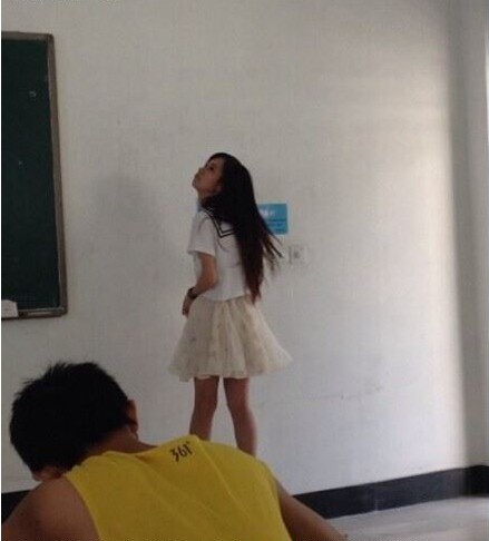 卧蚕美女老师性感照片流出 真人比网照更美(图)