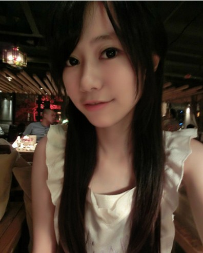 卧蚕美女老师性感照片流出 真人比网照更美(图)