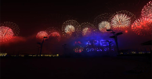 北京为APEC会议举行焰火表演