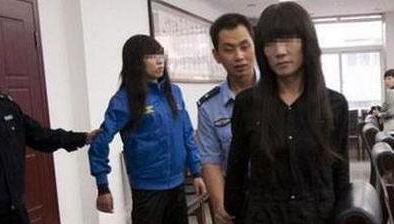 男扮女装打工20年吓呆老板