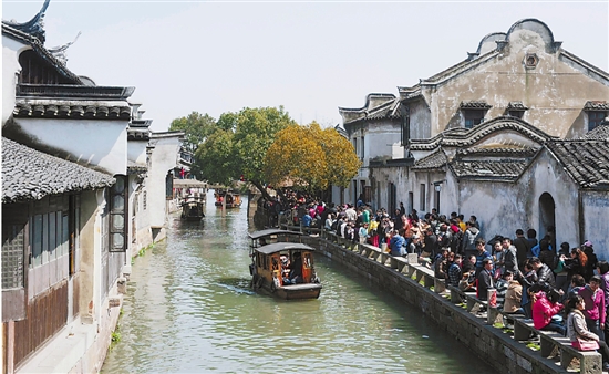 世界互联网大会为什么选择乌镇 记者实地领略小镇魅力