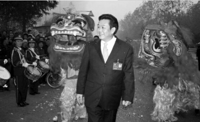 江苏红毯书记被查 曾在京开会归乡收到