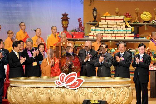 觉光长老示寂香港教育局长表示深切悼念（图）