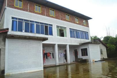 夫妻因琐事斗气 父亲将出生36天女婴摔地致死