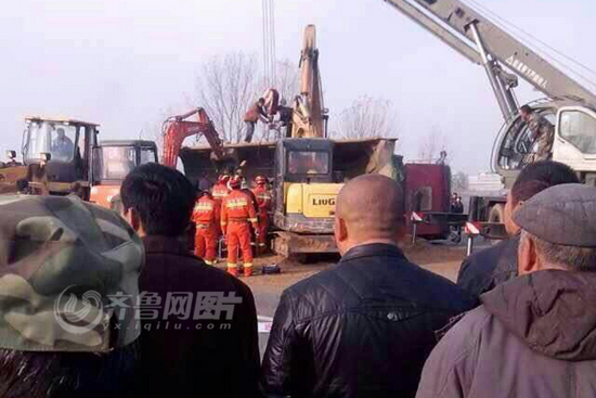 蓬莱机场车祸2