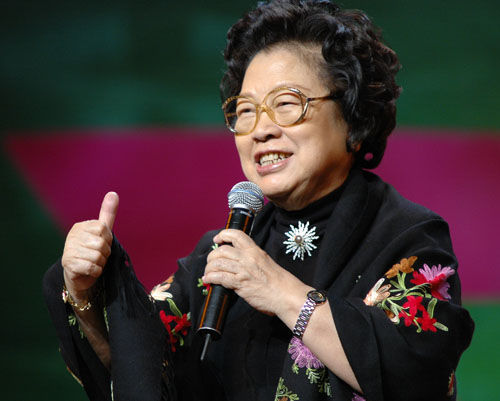 歌唱家艺术家王昆去世 12月本欲举行专场演唱会（图）