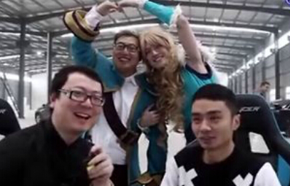 我的动力鞋摩擦到Dota界 把dota基础装备恶搞一把