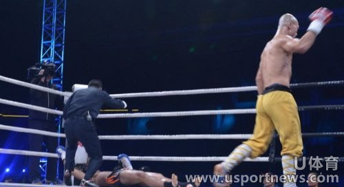 武林风-武僧一龙11秒KO法国拳王 弹指之间对手已败