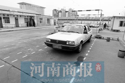 “驾照自学自考”或将有突破 观点:驾校需提高效率