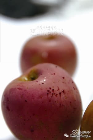 渗血苹果