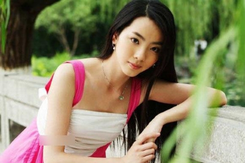 魏文彬李思思结婚照曝光 年龄差距大思思已怀孕