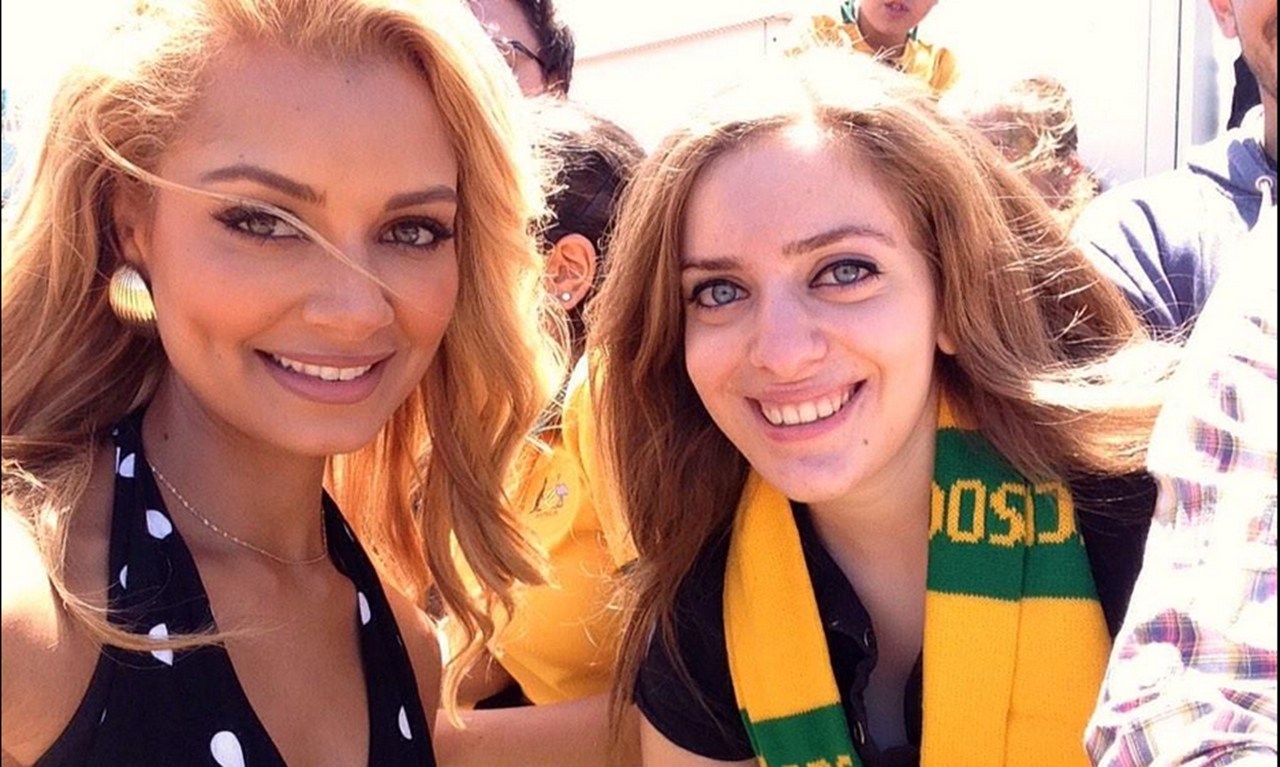 澳洲夏奇拉性感照 亚洲杯开幕式献唱引段暄尖叫