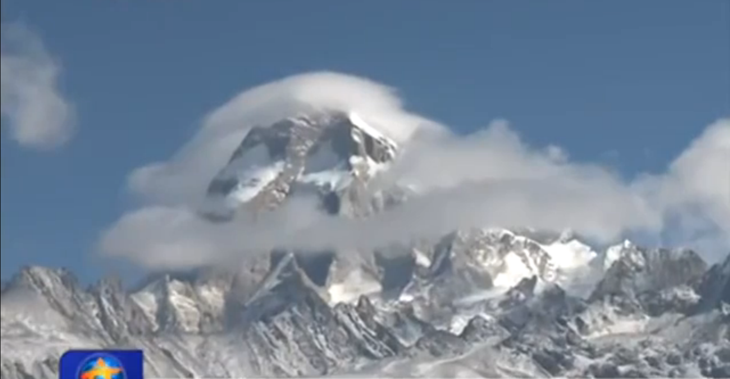 珠穆朗玛峰