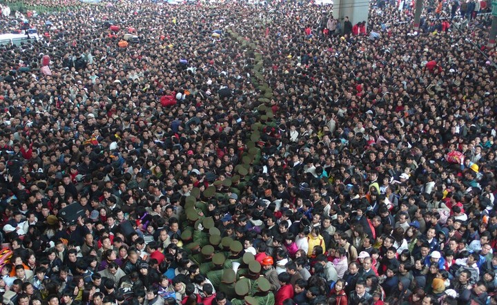 高清组图：那些年春运的感人瞬间