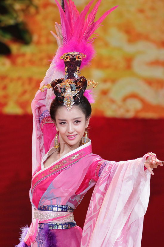 央视春晚第三次彩排 四大美女亮相宅男福利！