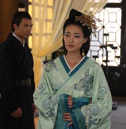 揭因于正作品走红女星 袁姗姗佟丽娅杨幂均为“正女郎”
