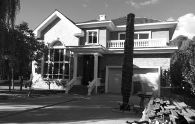 金融厅官杨进先嫁女儿办一个月酒席 礼金达2千万