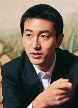 收入证明_央视主播收入(2)