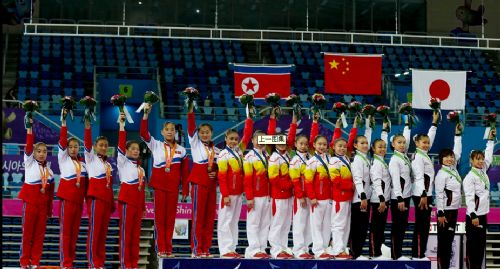 精彩回顾：亚运22日中国单日14金登金牌榜首 击剑举重见金