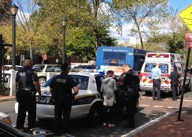 中国人在美国为争购iphone6打架 3人被捕