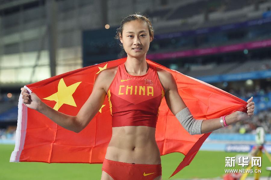 （亚运会）（1）田径——李玲获得女子撑杆跳冠军