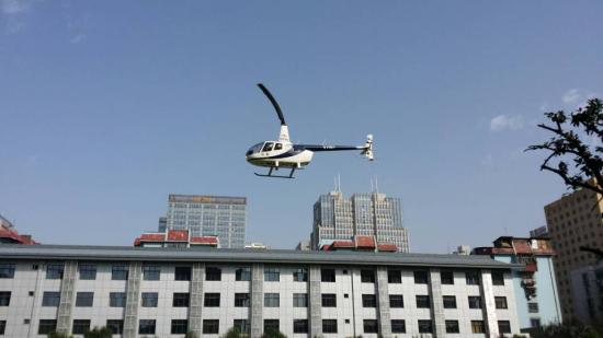 探秘陕西国庆航拍警用直升机 价值700多万