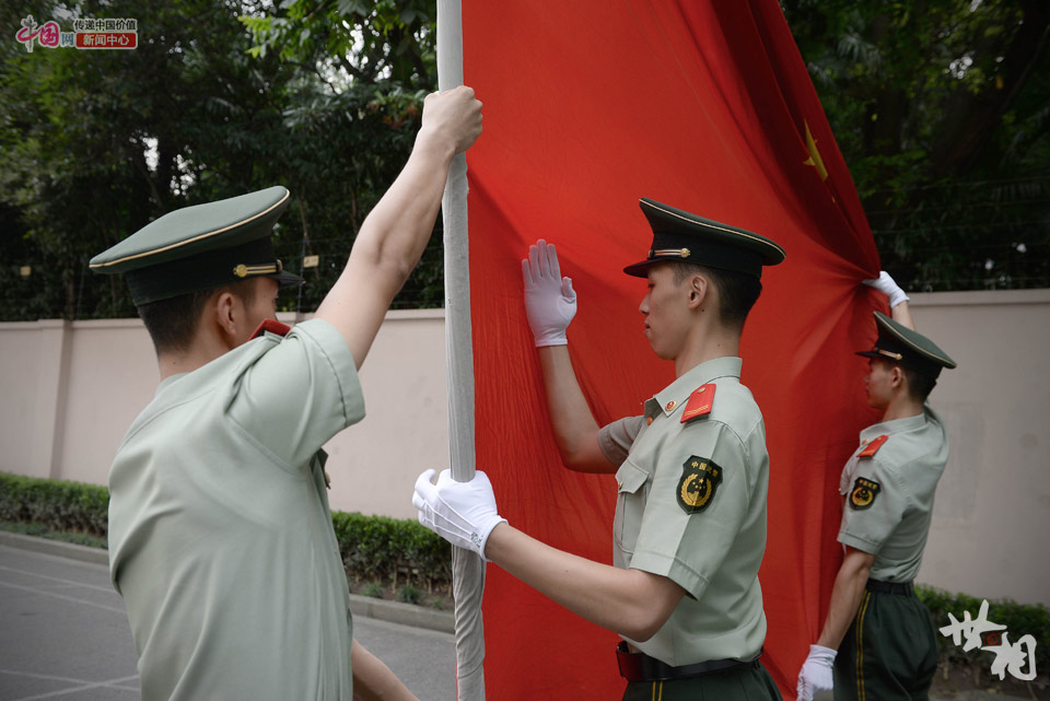 国旗手是如何炼成的