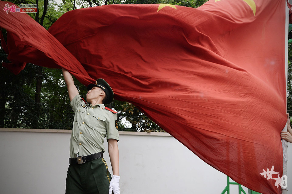 国旗手是如何炼成的