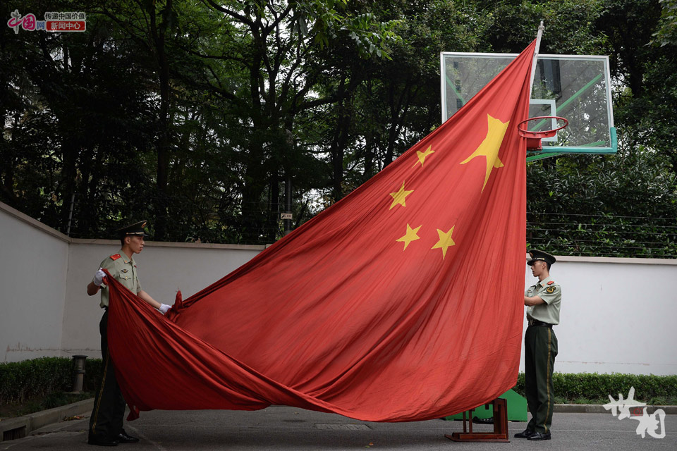 国旗手是如何炼成的