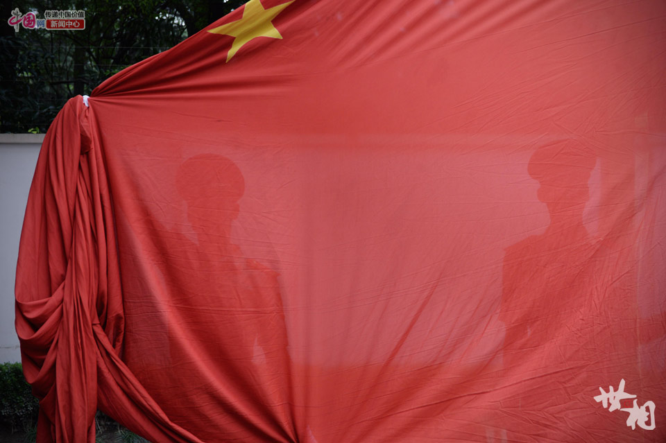 国旗手是如何炼成的