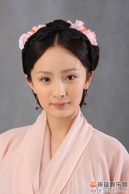 女星大笑需谨慎不笑是天仙 一笑瞬间变猪扒妹