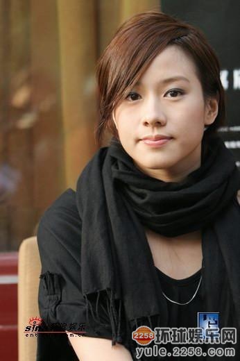 女星大笑需谨慎不笑是天仙 一笑瞬间变猪扒妹